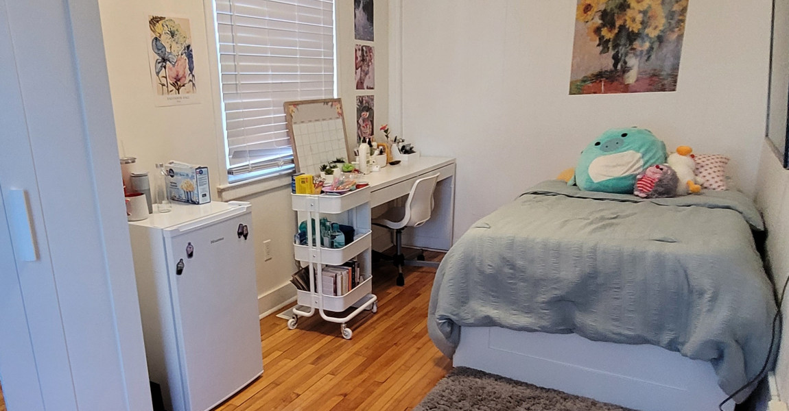 3rd Upstairs Bedroom comes with Fridge and 42 inch Smart TV