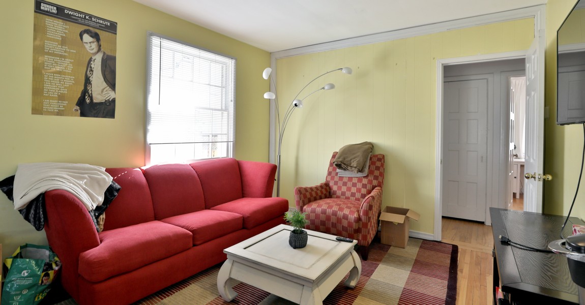 LUXURY Student House Rental Near McMaster, 263 Haddon Avenue S